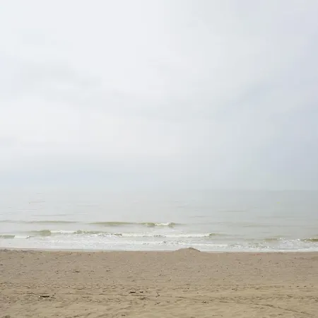 Pleasant In By The Sea * De Haan